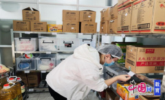 能否存正在过时、变质或标签恍惚的食